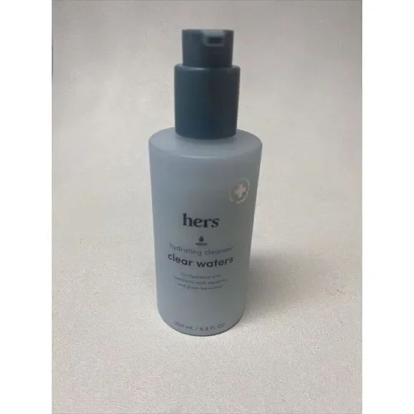 Her hydrating cleanse clear water 6.8 oz ph-balanced for a gentle cleanse. NEW - Picture 1 of 1